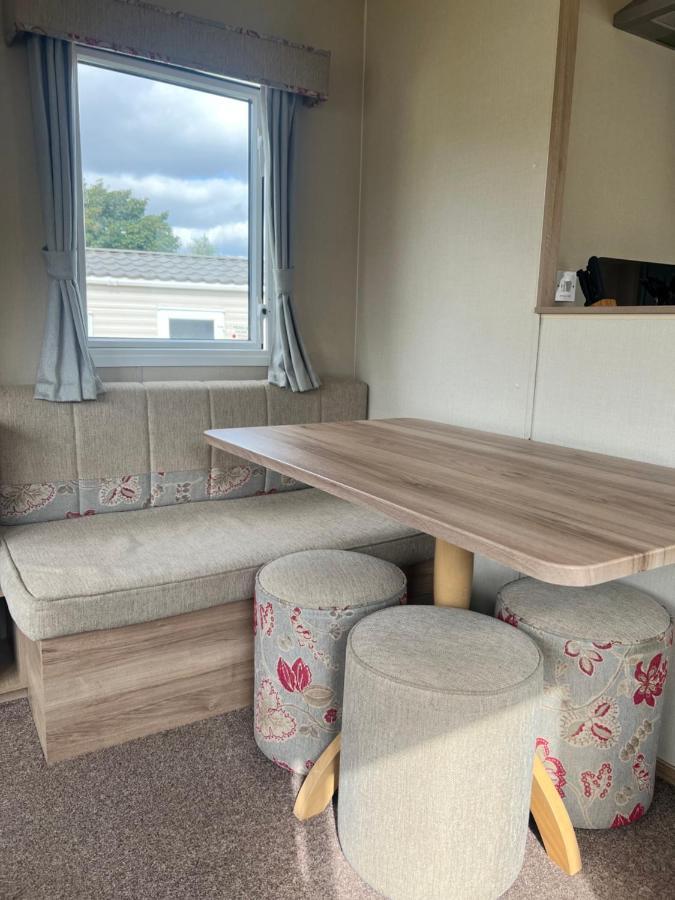 Oakley Newquay Bay Resorts Bagian luar foto